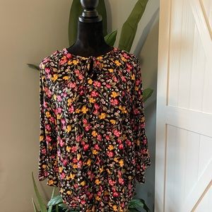 Old Navy size XL black floral peasant top